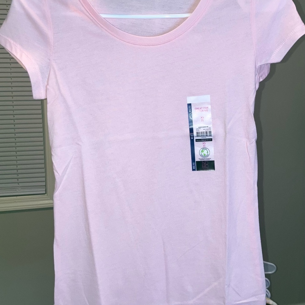 Women's Short Sleeve Tee - Multiple Sizes